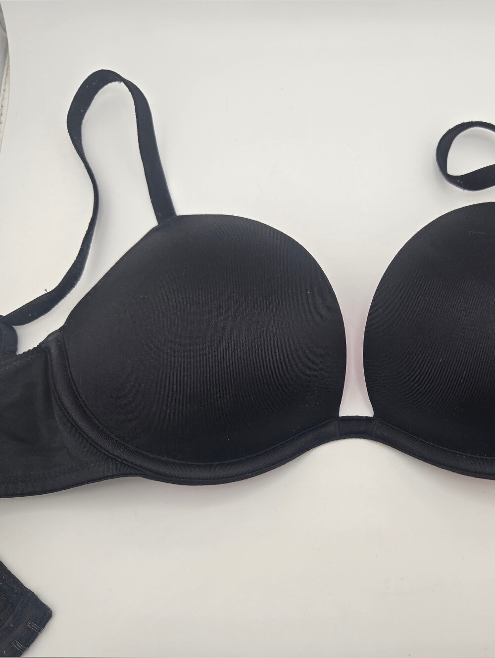 Victoria's Secret PINK Wear Everywhere Super Push Up Bra Black 34A